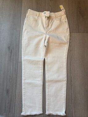 Women's White Slim Straight Jeans